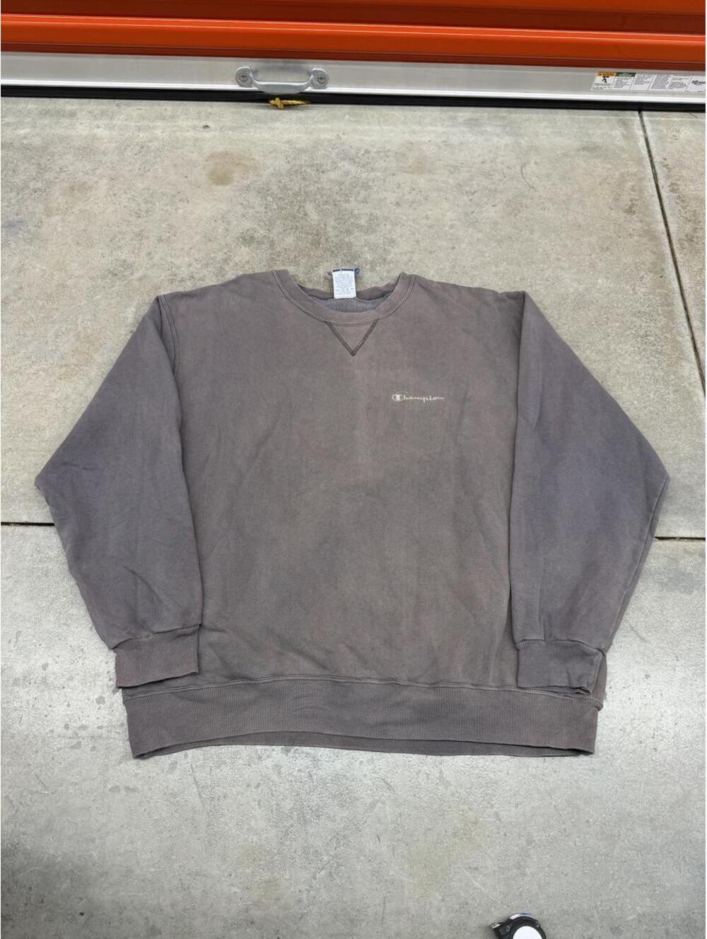 vintage champion faded dark grey small logo crewneck size xl
